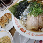 餃子の王将 - 忘れられない中華そばセット