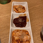 焼肉　晋州 - ホルモン３種（ホルモン、レバー、てっちゃん）