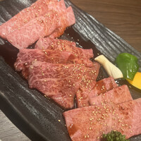 炭火焼肉 一徳 離宮 - 