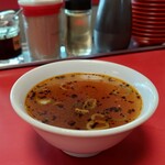 赤玉ラーメン - スープをいつもの如く‥酸辣湯味変‥