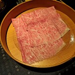 瀬里奈 - 宮崎県産特選牛サーロインのしゃぶしゃぶ肉・その４です。