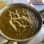 インド・ネパール料理 ディップキッチン - ほうれん草キーマカレー