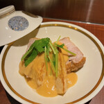 こたつ ねこ - 白みそ豚角煮