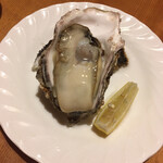 江戸分久作 - 岩牡蠣