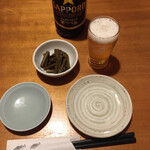 江戸分久作 - 瓶ビールとお通し