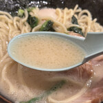 横浜家系ラーメン ええが家 - 