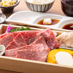 ■ Yakiniku (Grilled meat) platter set meal Matsu weekdays only