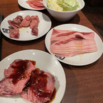 Sumibi Yakiniku Shuka Gyuu Kaku - 