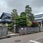 Soba Gura Tanigawa - 立派なお家(店)