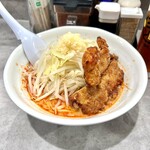 旨辛ラーメン 表裏 - 