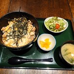 寿々屋 - ◎親子丼９６０円