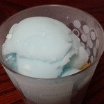 ストロベリーコーンズ - ラムネシャーベット３００円