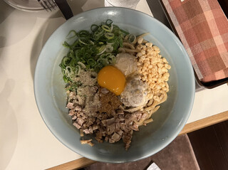 北京亭 - ガッツ麺DX 1,045円