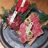 炭火焼肉 牛仁 一番町本店 - 