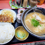 どんどん餃子 - 餃子ラーメンセット