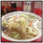 元華 - タンメン。
昭和の雰囲気。
安くてボリュームたっぷり。