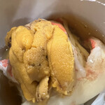 ミザンセーヌ - ①松葉ガニとウニ、コンソメのジュレ