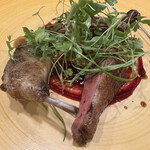 ミザンセーヌ - ⑤フランス産の鳩（ピジョン）
      （鳩の肉と、ハートの串焼きを別々に調理されます）