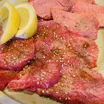 焼肉 すっきゃねん - 並タン塩・上タン塩