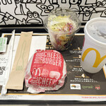 McDonald's - サラダ、ドリンクとセットで700円