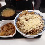 吉野家 - チーズ牛丼(超特盛)+肉だく+みそ汁