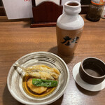 庄や - 日本酒大徳利の常温とお通し