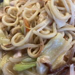 麺処 あきら - 麺グリ返し！酢、ウスターソース無し残念！