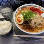 麺処 あきら - 盛り付け綺麗ビジュアル良し！