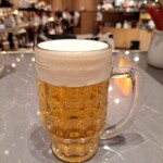 オー! マイステーキ - 先ずはビールを。