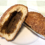 サンロード - マイルドカレーパン・断面