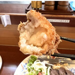 キッチン中はら - やや揚げすぎで衣ガリッと食感なのですが、身は詰まってるのが嬉しい。