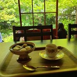 ぼうず'n coffee - 緑の反射～