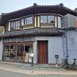 Uchikawa Rokkakudou - 建物の屋根の形が由来なのだろう。