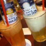 メキシコ料理&バー エルサルサ - マルガリータとコロナビールのなんともワイルドな名物カクテル！コロガリータ！