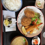 猫丸食堂 - メンチカツと海老フライ定食　1,100円