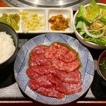 黒毛和牛焼肉うしくろ - ロース定食