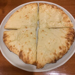 ヒマラヤ レストラン酒場 - シーフードセット　900円　チーズナンに変更＋200円