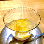 礒田 - マンゴーと白ワインのジュレ