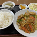 北京老飯店 みどりの店 - Bランチ、豚肉とセロリ炒め