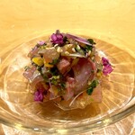 丸萬寿司 - 鯵と沢庵のたたき