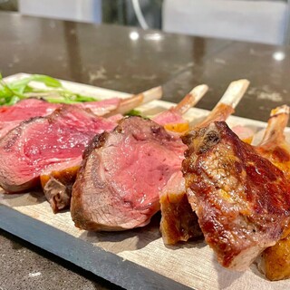 【テレビでも取材！】新鮮な骨付きラムチョップ(1,650円)