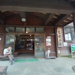 東電小屋 - 入口も立派
