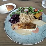 ユニバーサルダイニング ONE - 