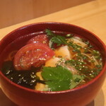 こころや - 稲庭うどん 国産蒸し鶏と湘南トマト(1/2人前)アップ