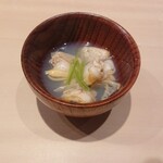 鮨　いの - アサリと昆布だしのみで
