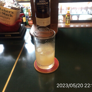 セラバー ケント_0