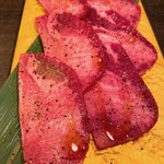 焼肉ホルモンまるよし精肉店 - 