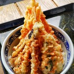 光る海 - 上海老天丼