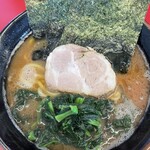 家系ラーメン 佐々喜家 - ラーメン750円