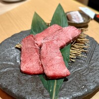 近江うし焼肉 にくTATSU 銀座店 - 